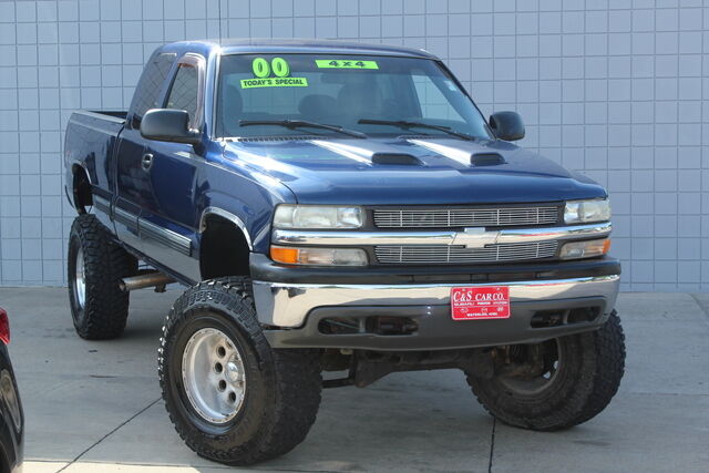 2000 Chevrolet Silverado 1500  - C & S Car Company