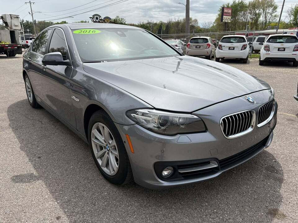 2016 BMW 5 Series  - Area Auto Center