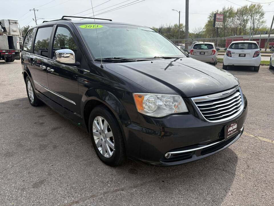 2011 Chrysler Town & Country  - Area Auto Center