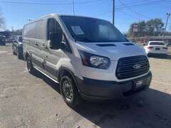 2017 Ford Transit T-25