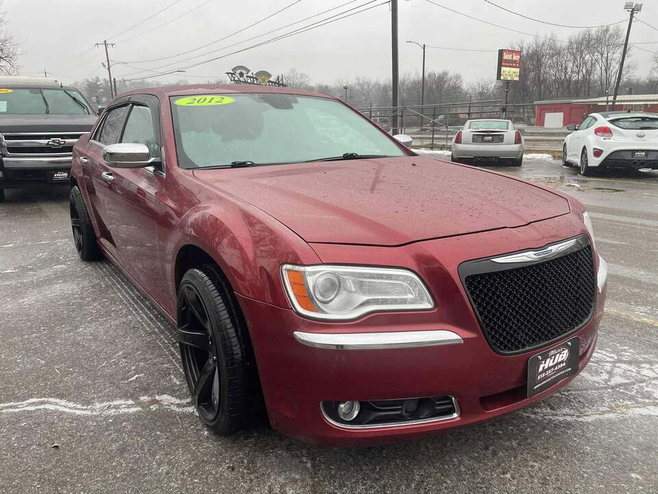 2012 Chrysler 300 LIMITED AWD  - 12930  - Area Auto Center