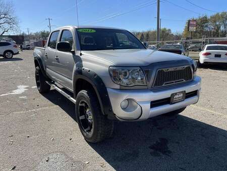 2011 Toyota Tacoma DOUBLE CAB 4WD for Sale  - 12919  - Area Auto Center