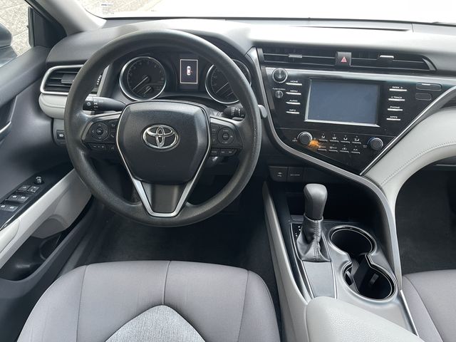 2018 Toyota Camry  - Okaz Motors