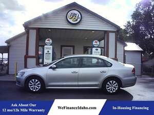 2012 Volkswagen Passat S w/