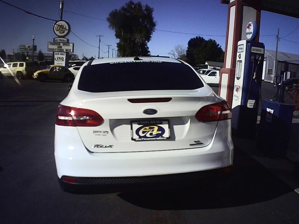 2016 Ford Focus  - Country Auto
