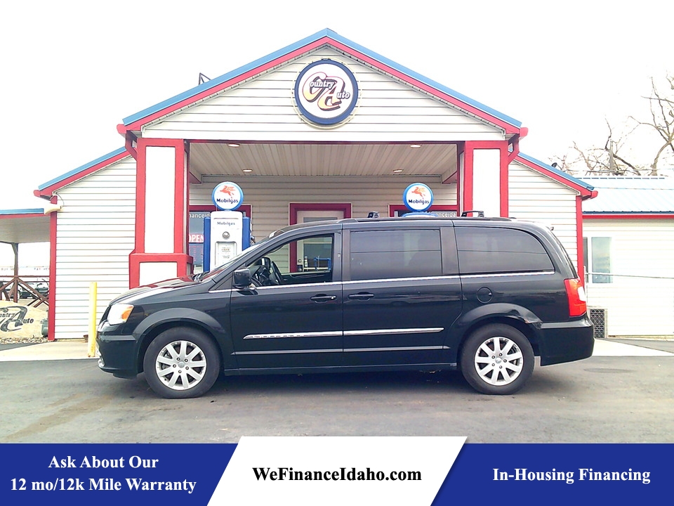 2014 Chrysler Town & Country Touring  - 9050  - Country Auto