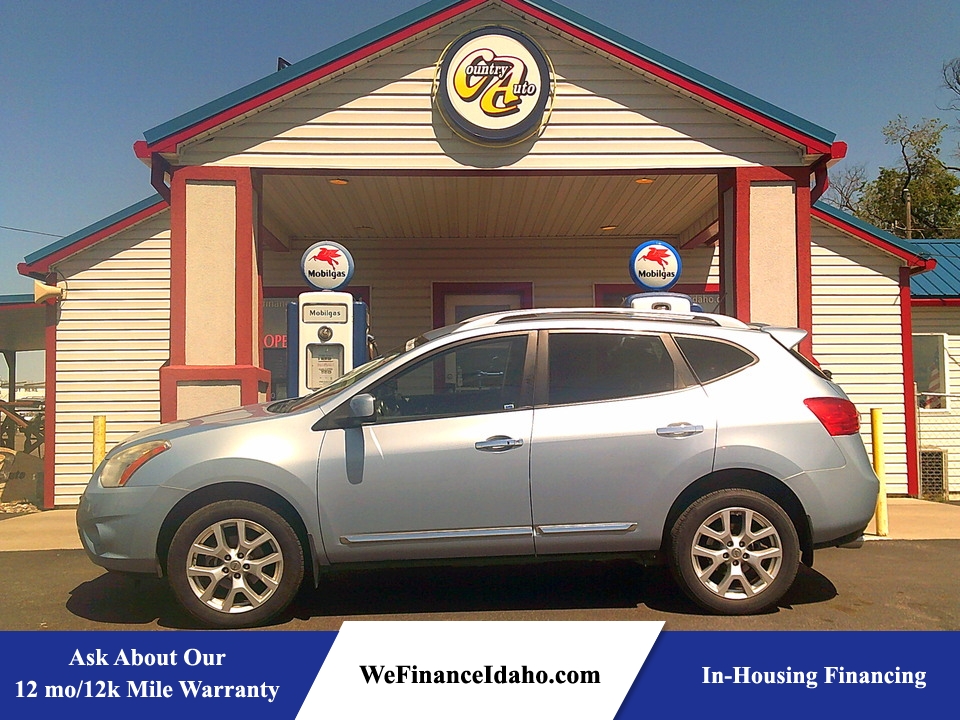 2011 Nissan Rogue  - Country Auto