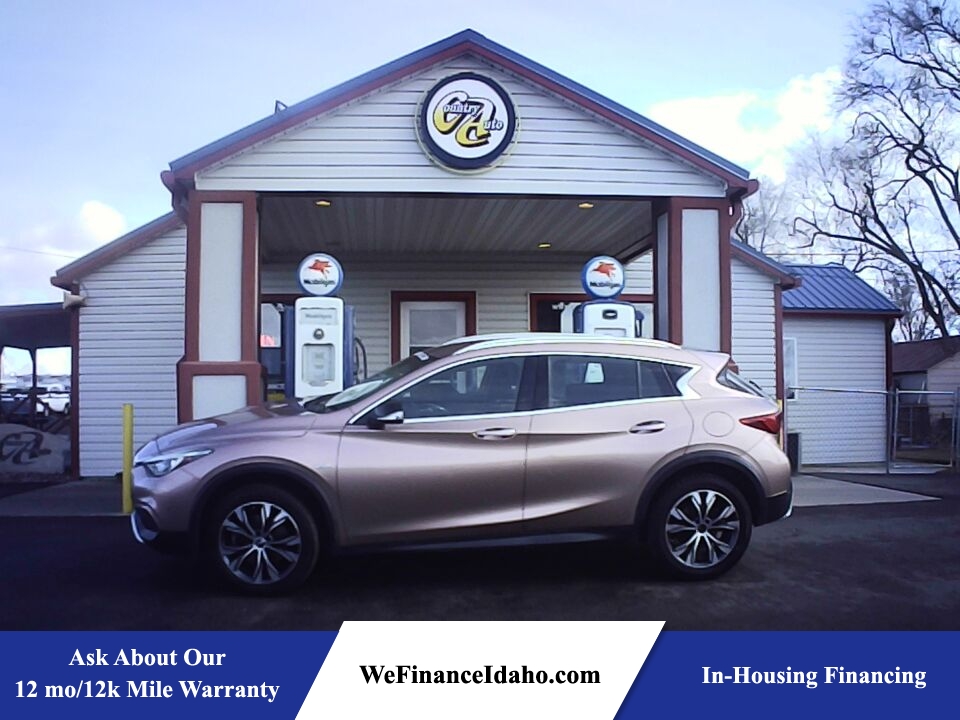 2017 Infiniti QX30 Luxury AWD  - 10367  - Country Auto