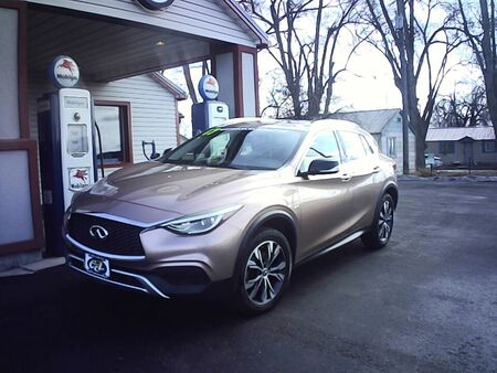 2017 Infiniti QX30  - Country Auto