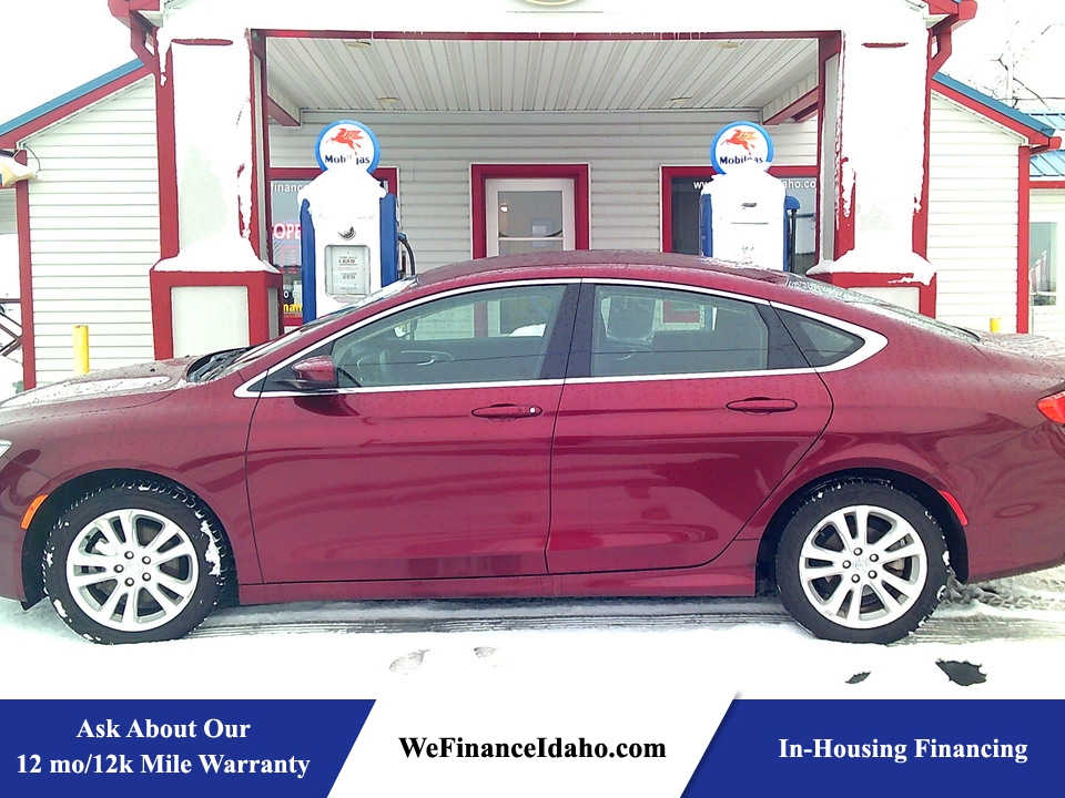 2015 Chrysler 200 Limited  - 9319  - Country Auto