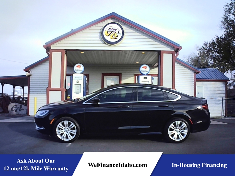2016 Chrysler 200 Limited  - 9902  - Country Auto