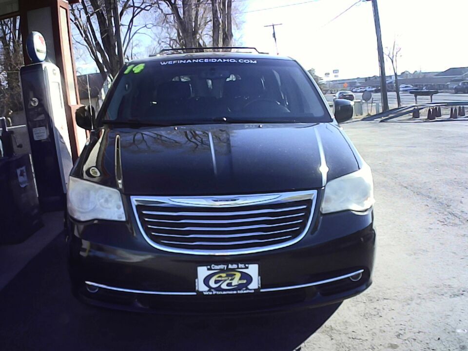 2014 Chrysler Town & Country  - Country Auto