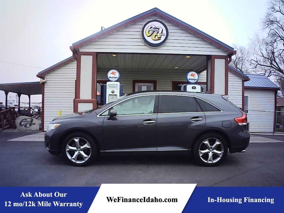 2011 Toyota Venza AWD  - 10269  - Country Auto