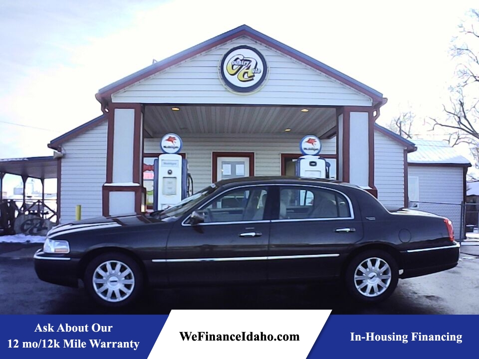 2007 Lincoln Town Car Signature Limited  - 10304  - Country Auto