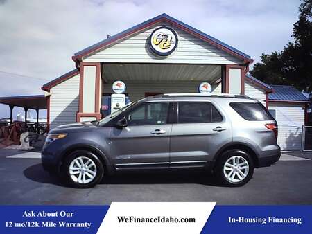 2013 Ford Explorer XLT for Sale  - 9861  - Country Auto