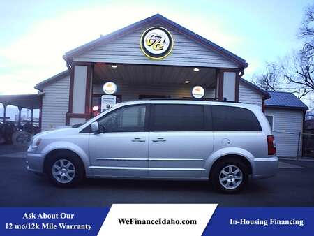 2012 Chrysler Town & Country Touring for Sale  - 9915  - Country Auto