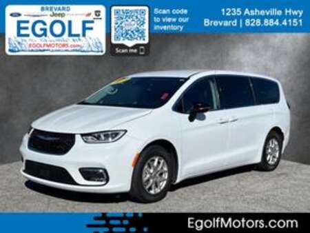 2024 Chrysler Pacifica Touring L for Sale  - 82916  - Egolf Motors