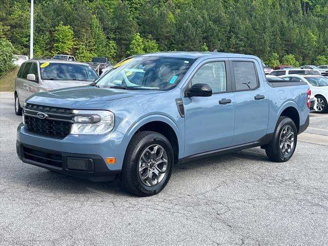 2024 Ford Maverick XLT 