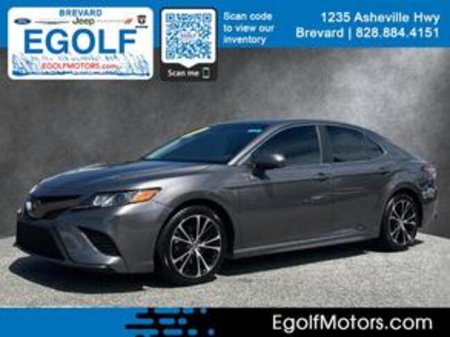 Used 2018 Toyota Camry SE with VIN 4T1B11HK6JU101308 for sale in Brevard, NC