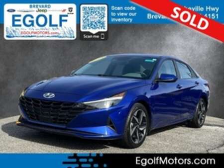 2023 Hyundai Elantra SEL for Sale  - 11449  - Egolf Motors
