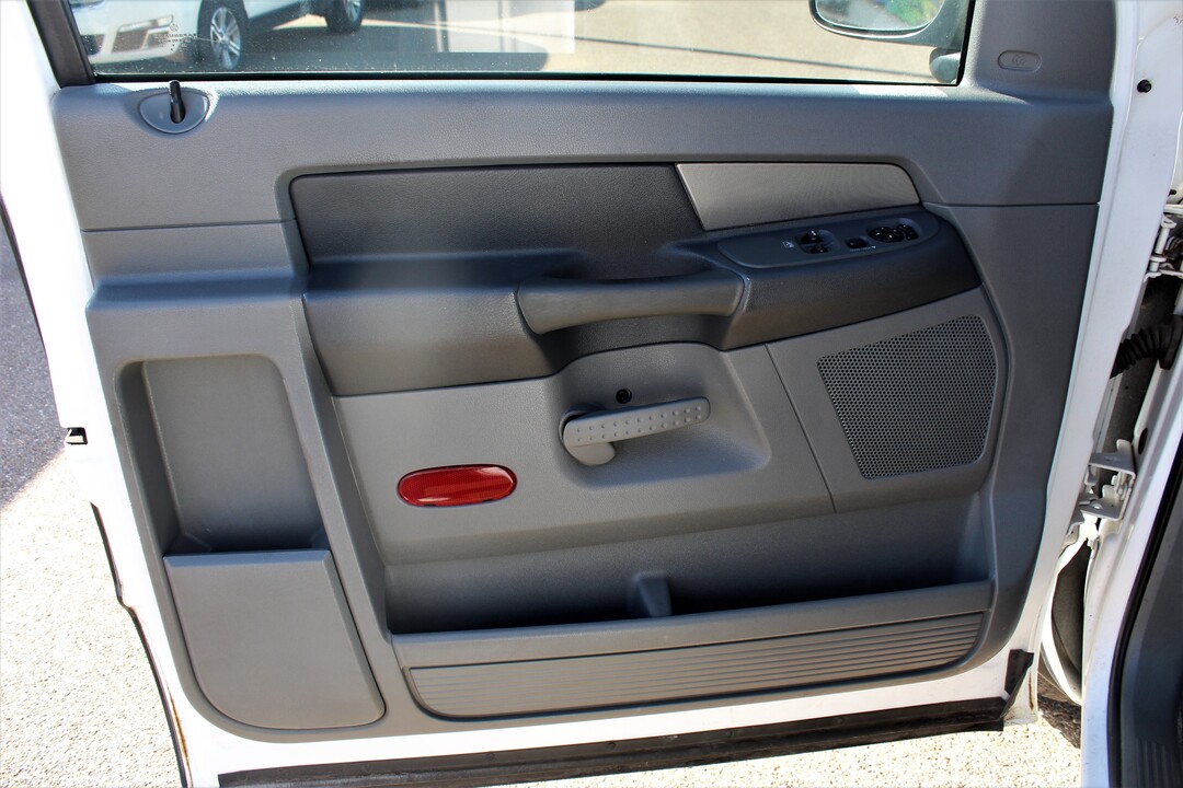 2007 Dodge Ram 1500  - Fiesta Motors