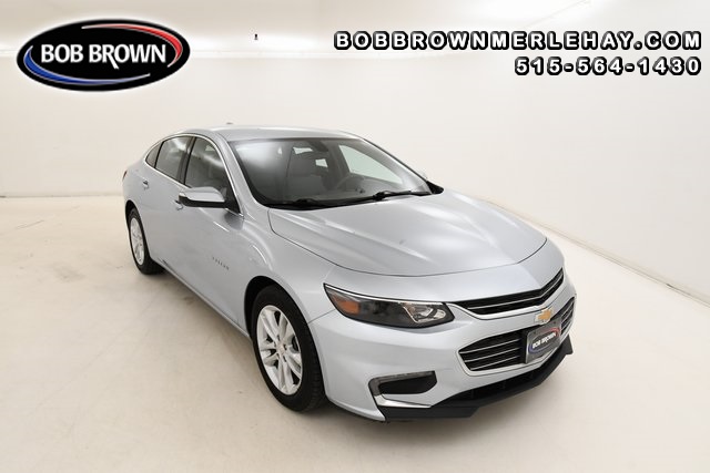 2017 Chevrolet Malibu LT  - W222302  - Bob Brown Merle Hay