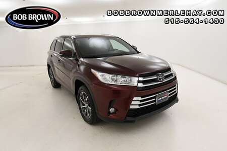 2019 Toyota Highlander XLE AWD for Sale  - W939017  - Bob Brown Merle Hay