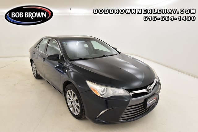 2015 Toyota Camry XLE  - W488541  - Bob Brown Merle Hay