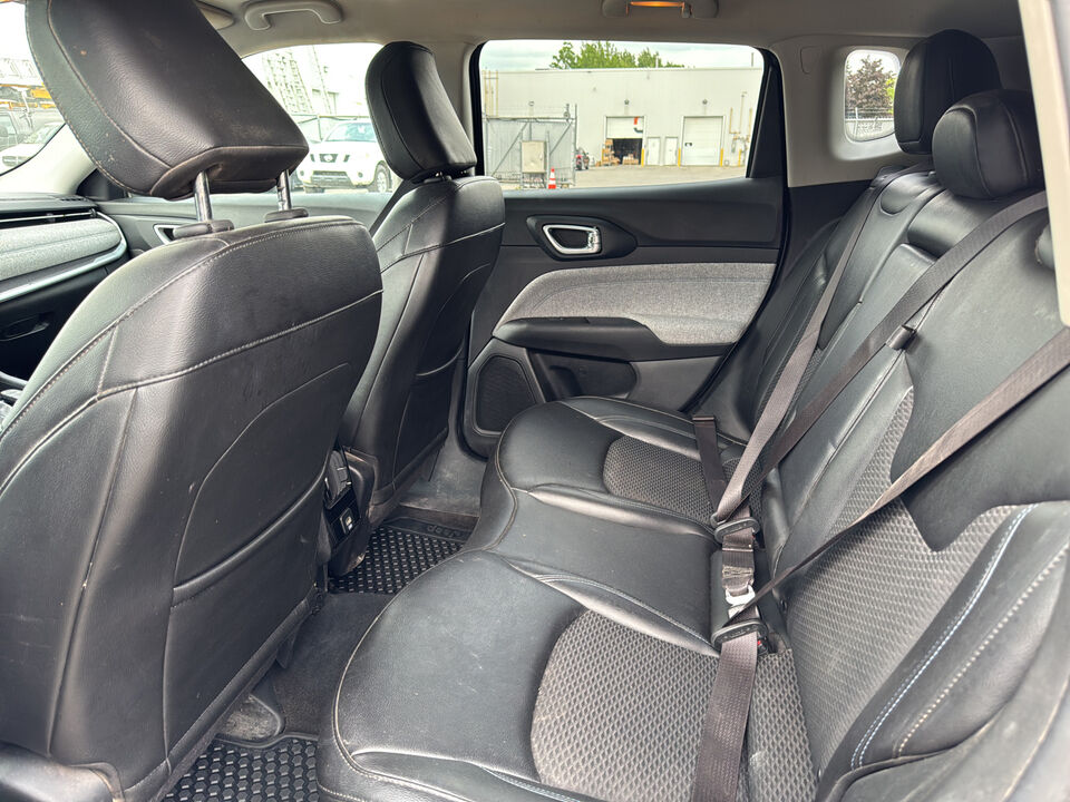 2022 Jeep Compass  - Desmeules Chrysler