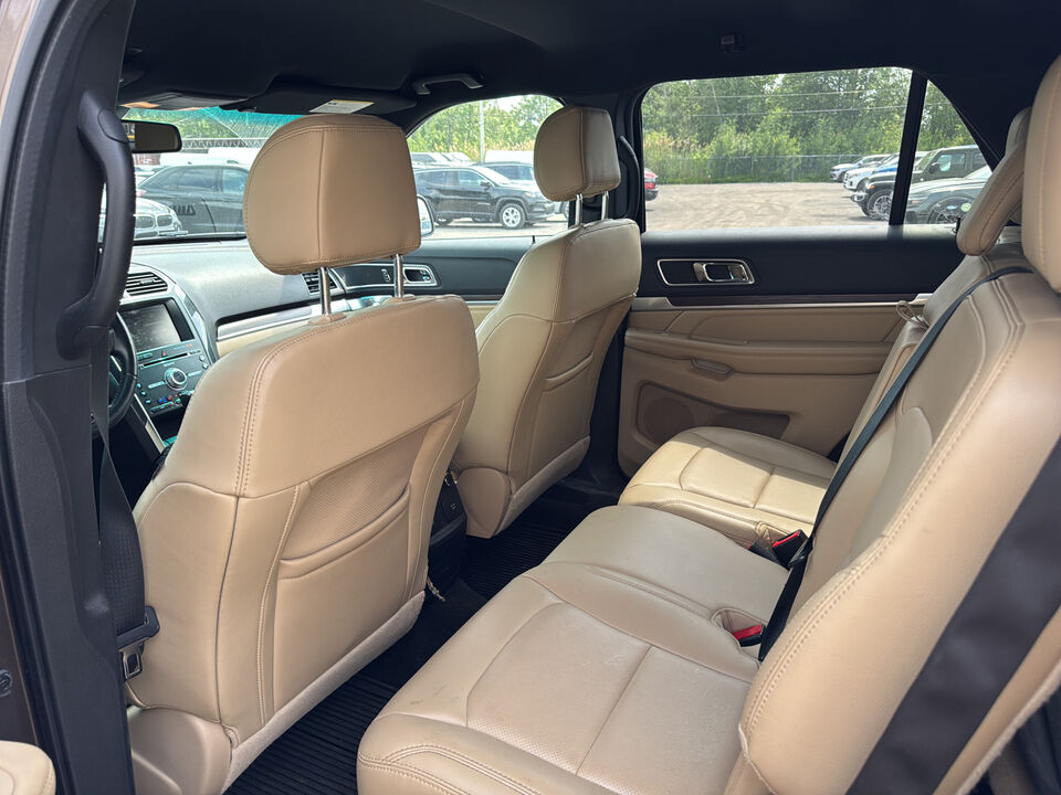 2016 Ford Explorer  - Desmeules Chrysler
