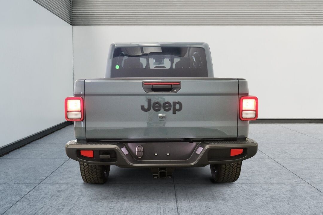 2024 Jeep Gladiator  - Blainville Chrysler