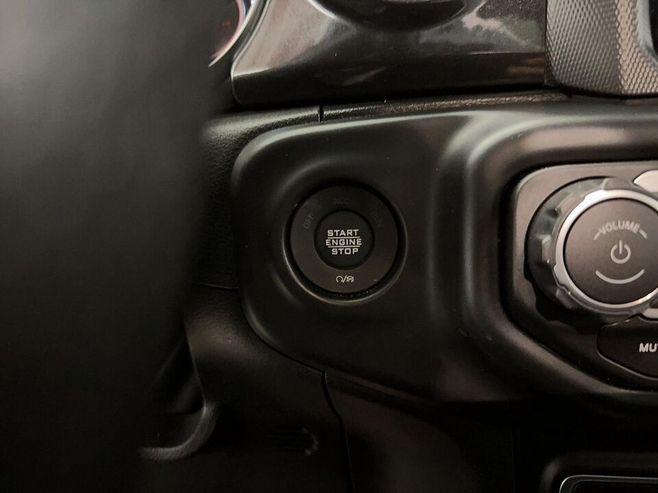 2022 Jeep Wrangler  - Blainville Chrysler