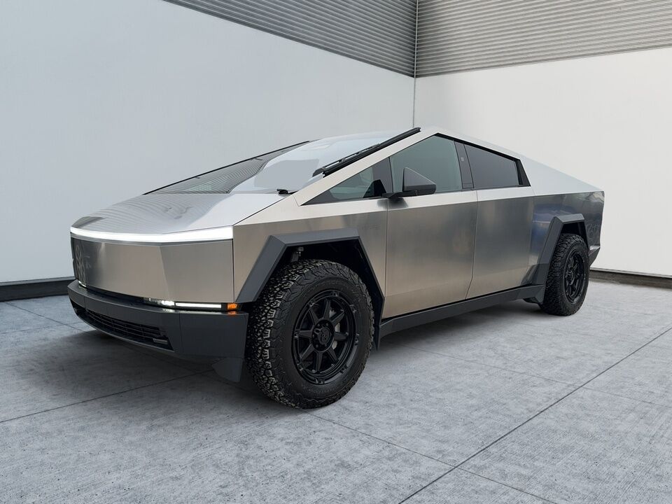 2024 Tesla CYBERTRUCK  - Blainville Chrysler