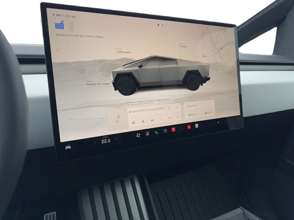 2024 Tesla CYBERTRUCK  - Blainville Chrysler