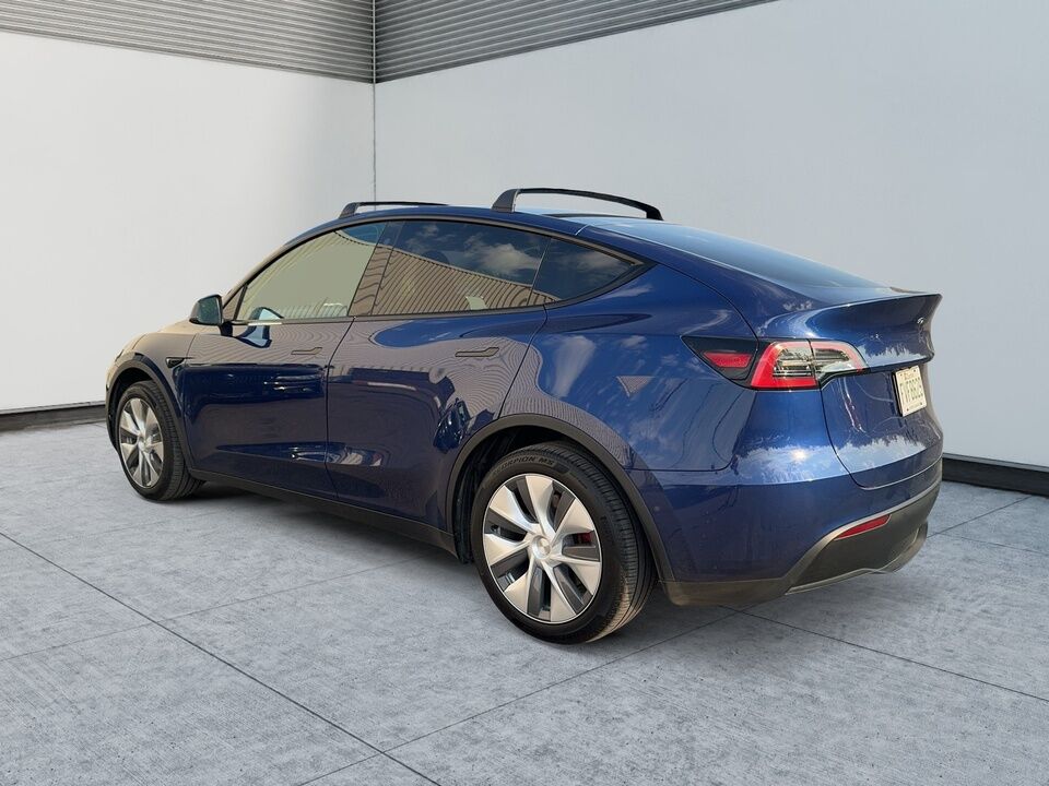 2023 Tesla Model Y  - Desmeules Chrysler