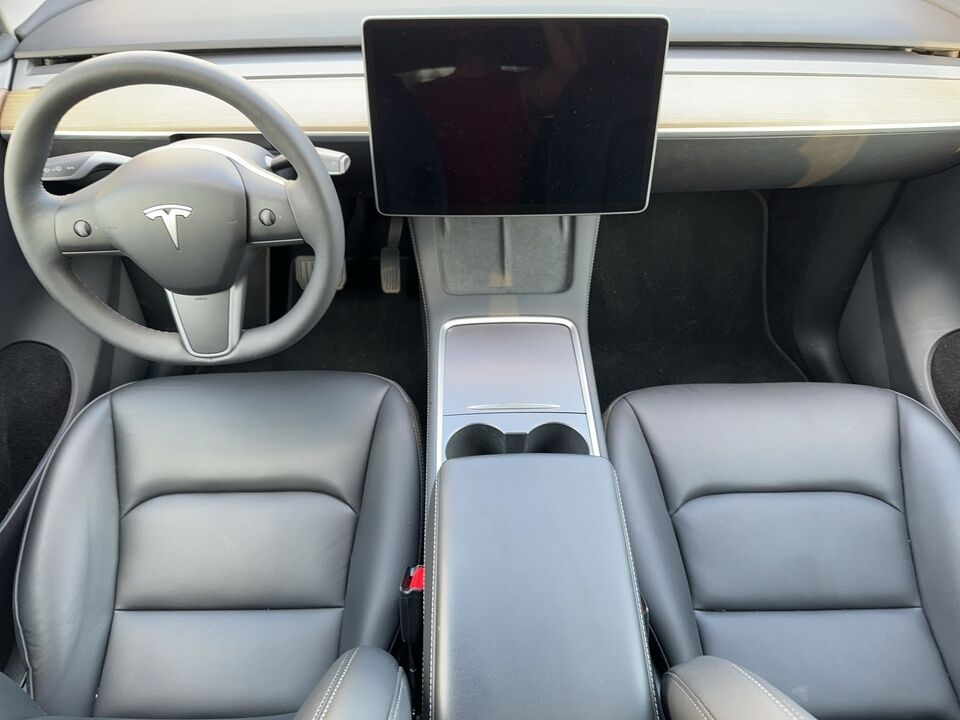 2023 Tesla Model Y  - Blainville Chrysler