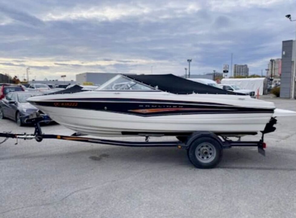 2007 Bayliner 195SE  - Desmeules Chrysler