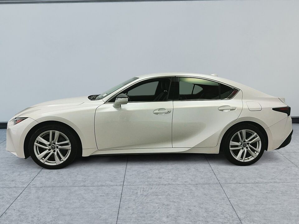 2021 Lexus IS  - Blainville Chrysler