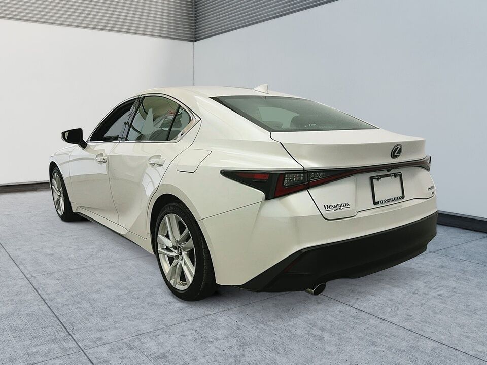 2021 Lexus IS  - Blainville Chrysler