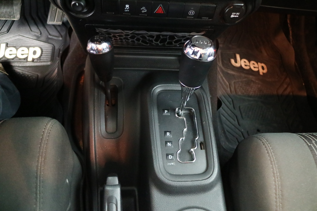 2012 Jeep Wrangler  - Blainville Chrysler