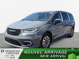 2023 Chrysler Pacifica Hybrid Touring L  - BC-30250  - Blainville Chrysler