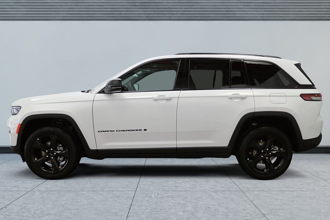 2024 Jeep Grand Cherokee  - Desmeules Chrysler