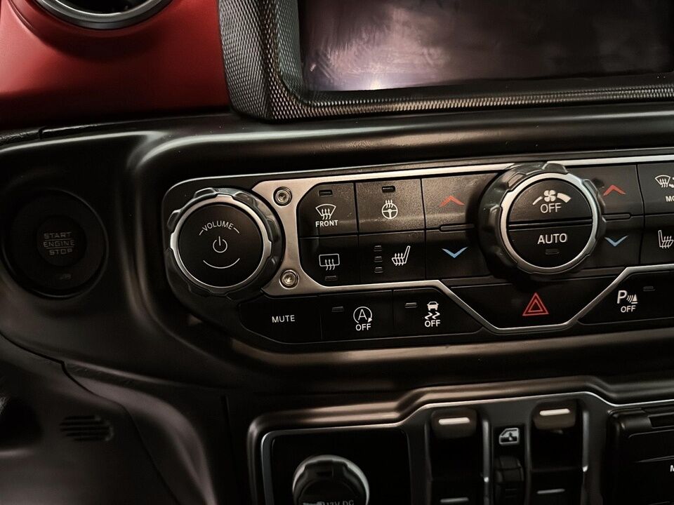 2021 Jeep Wrangler  - Blainville Chrysler