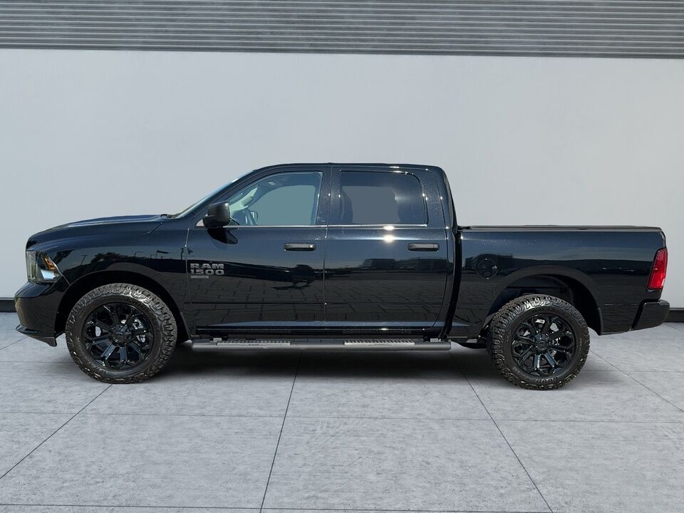 2023 Ram 1500 Classic  - Desmeules Chrysler