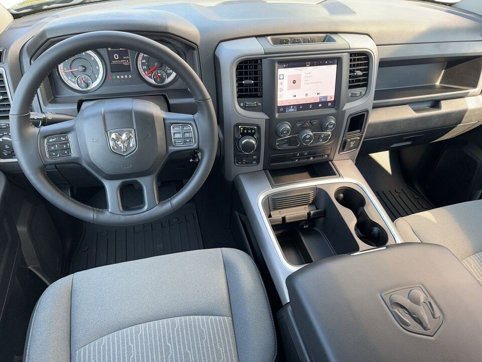 2023 Ram 1500 Classic  - Blainville Chrysler