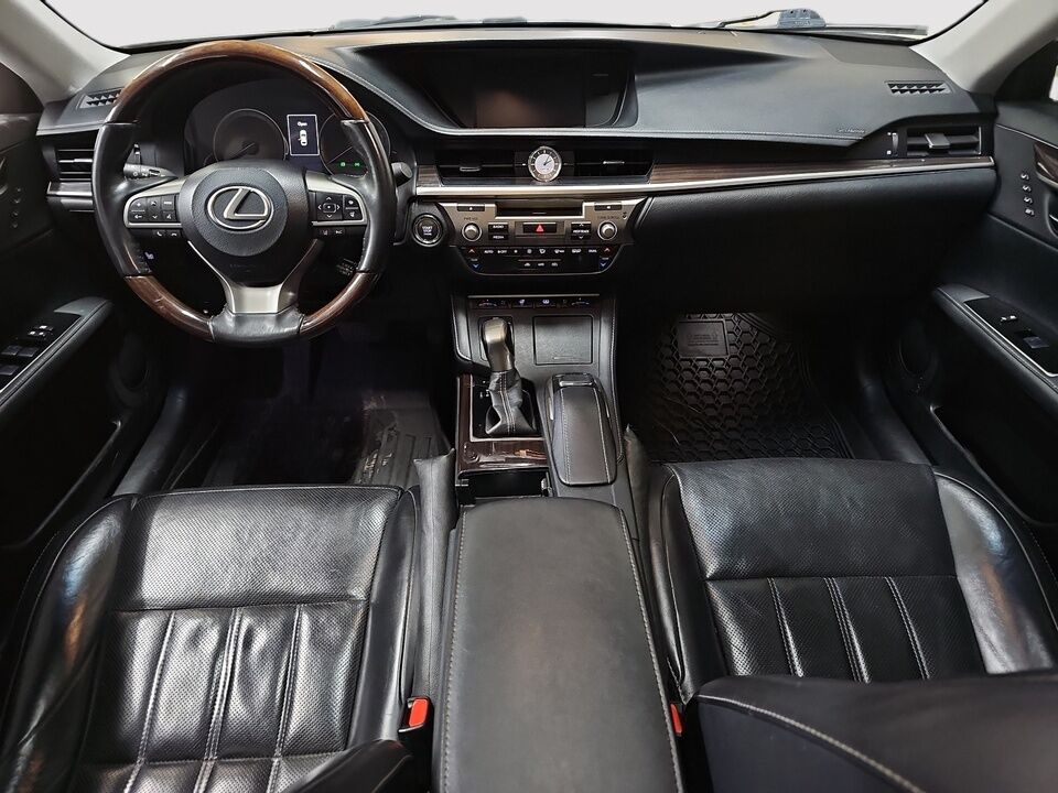 2018 Lexus ES  - Desmeules Chrysler