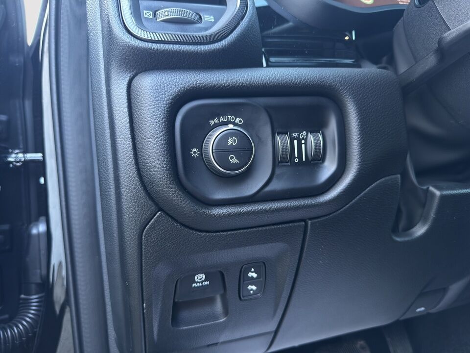2025 Ram 1500  - Desmeules Chrysler