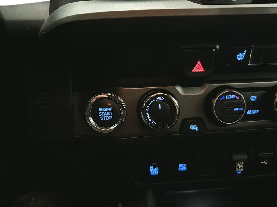 2023 Toyota Tacoma 4WD  - Desmeules Chrysler