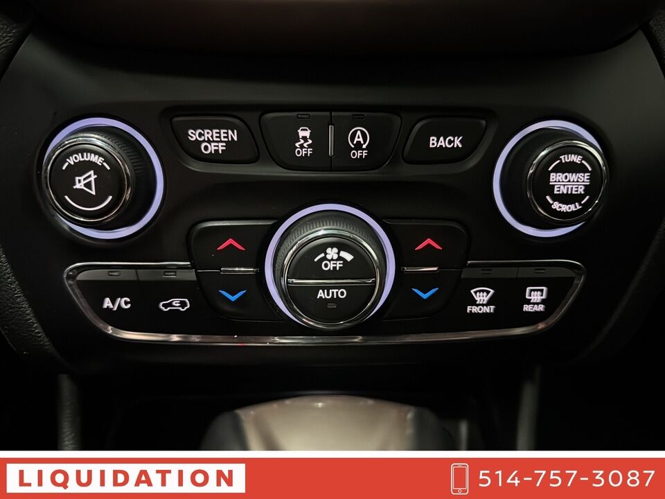 2015 Jeep Cherokee  - Desmeules Chrysler