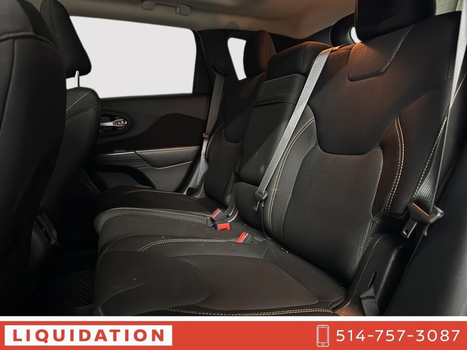 2015 Jeep Cherokee  - Desmeules Chrysler